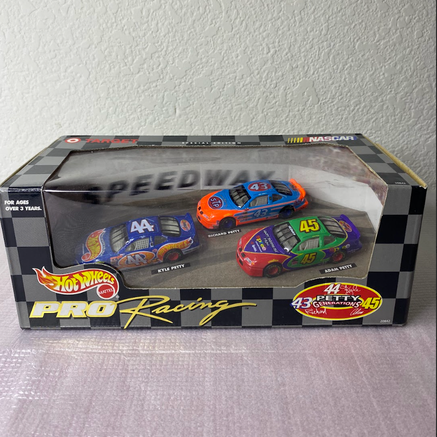 Hot Wheels Pro Racing “Petty Generations” 3-Car NASCAR Box Set (Sealed – Target Exclusive)