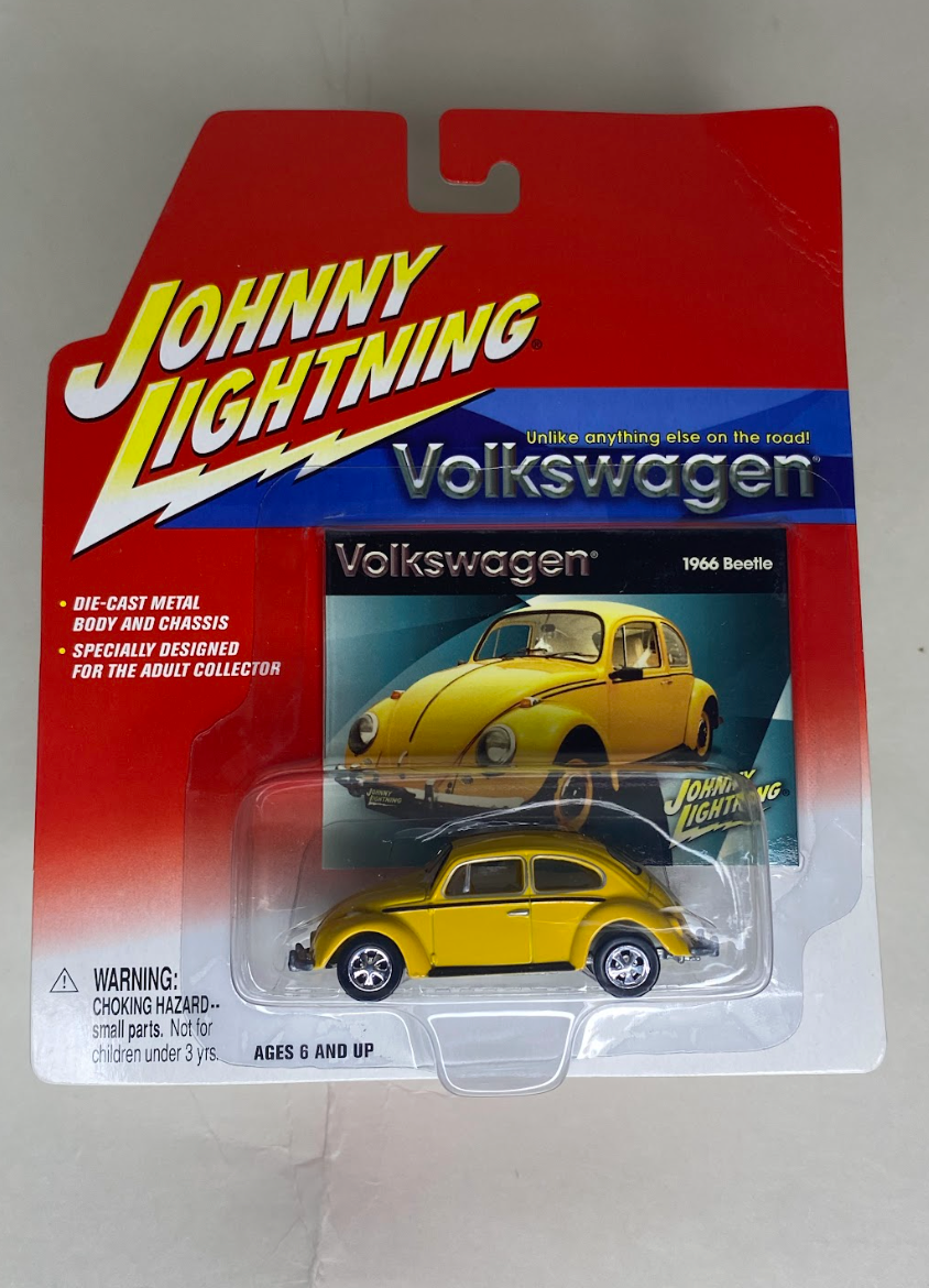 Johnny Lightning Volkswagen – 1966 Beetle (Yellow) Description: