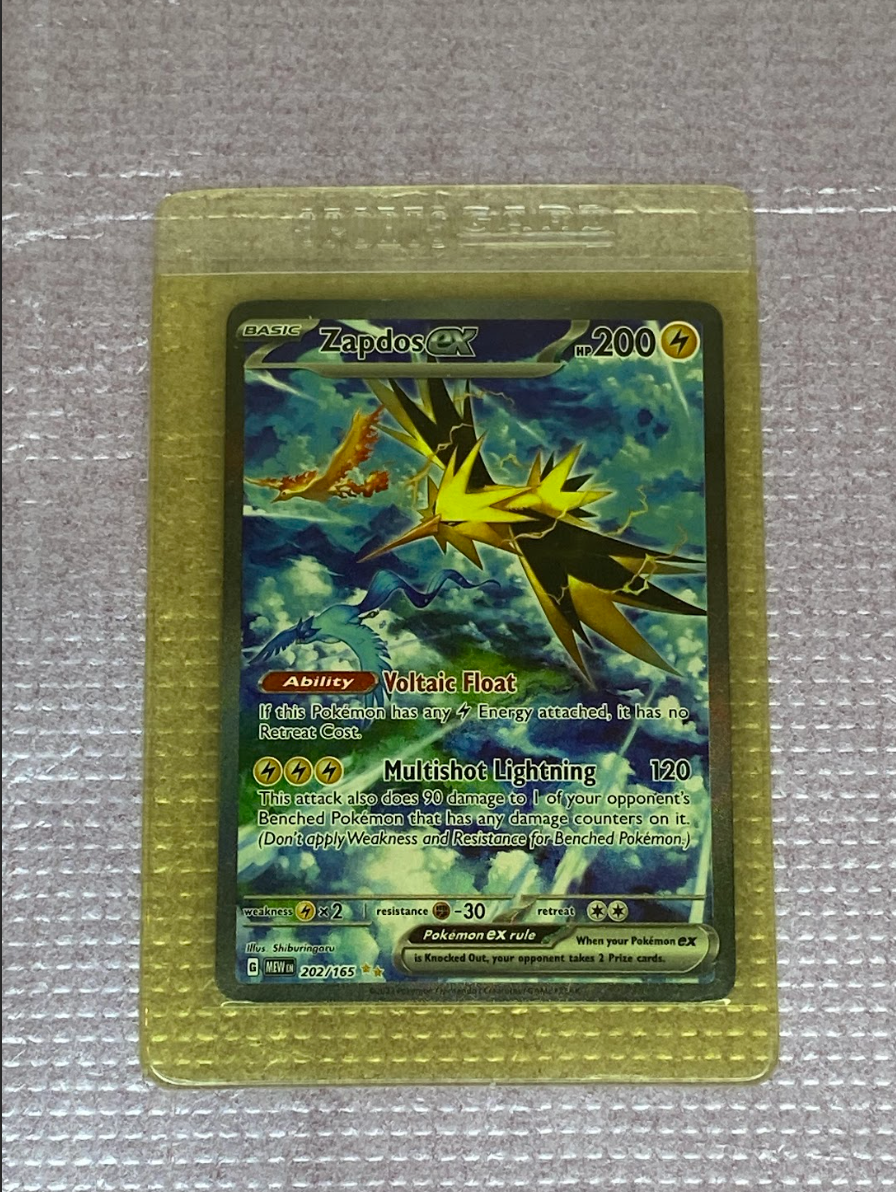 Zapdos ex – Full Art (Secret Rare)