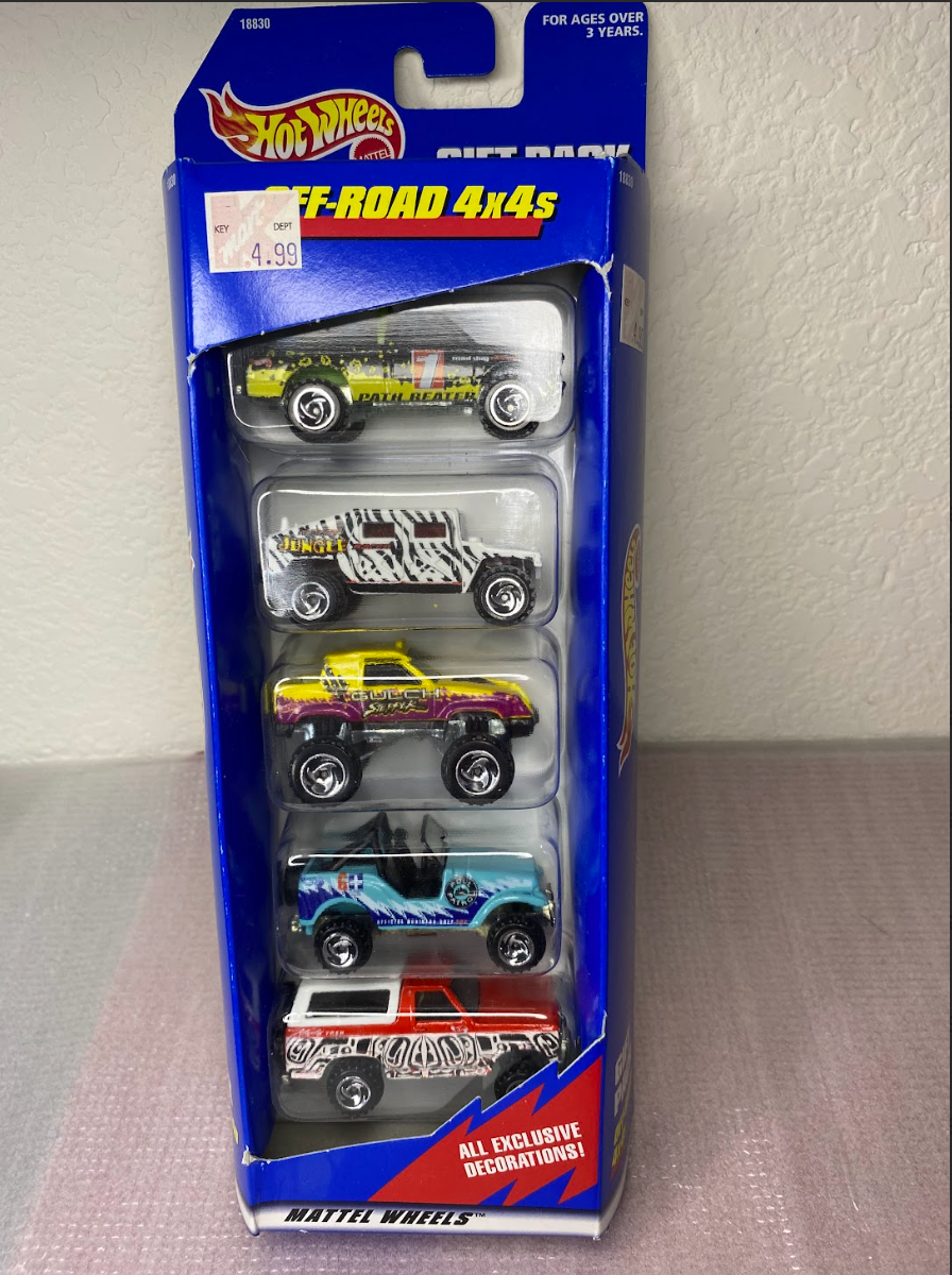 Hot Wheels Off-Road 4x4s 5-Car Gift Pack – Collector Set (Sealed)