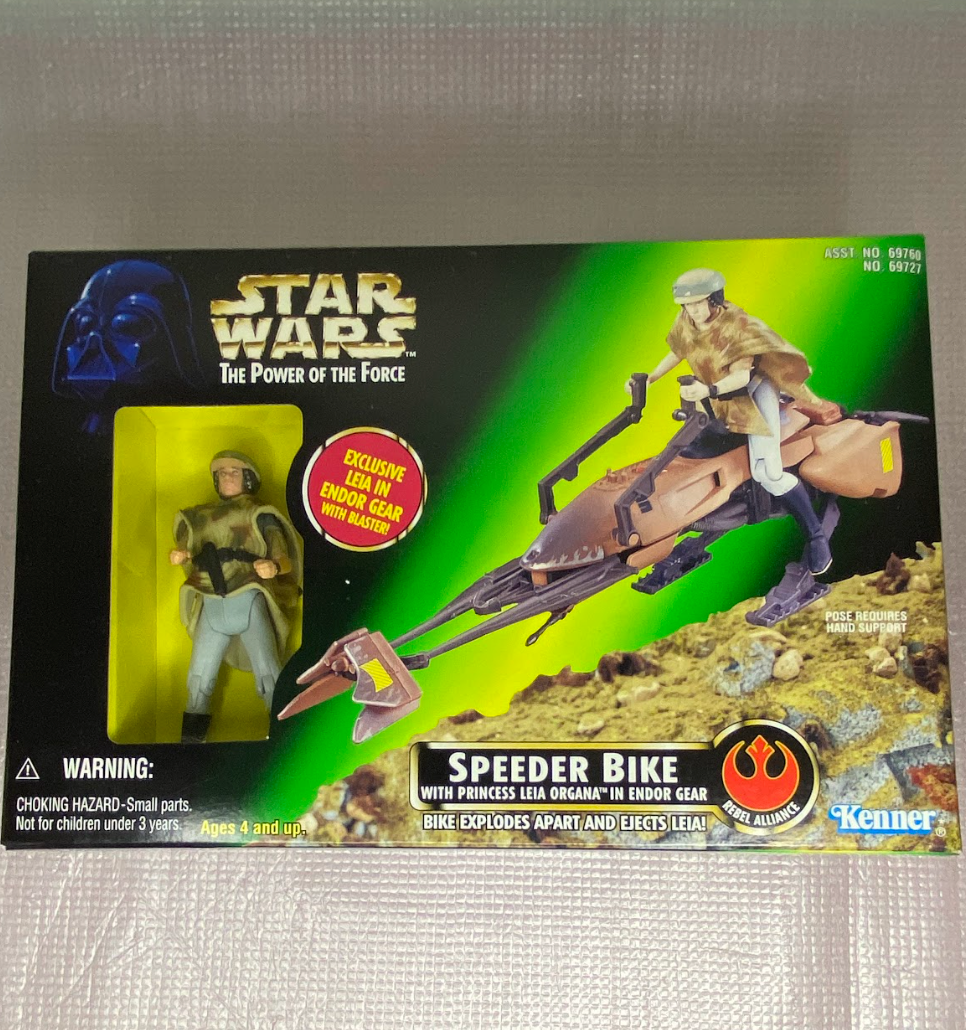 Star Wars: The Power of the Force – Speeder Bike with Princess Leia Organa in Endor Gear