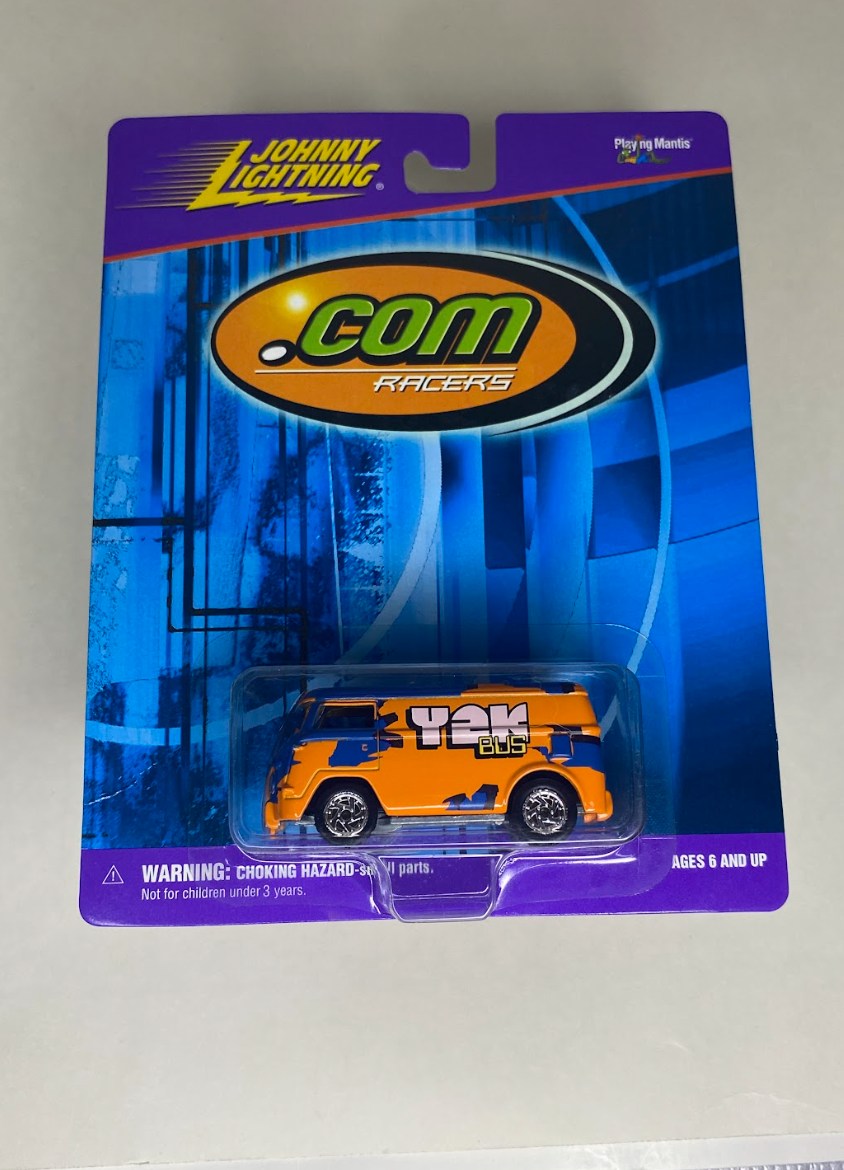 Johnny Lightning – Y2K Bus – .Com Racers Series