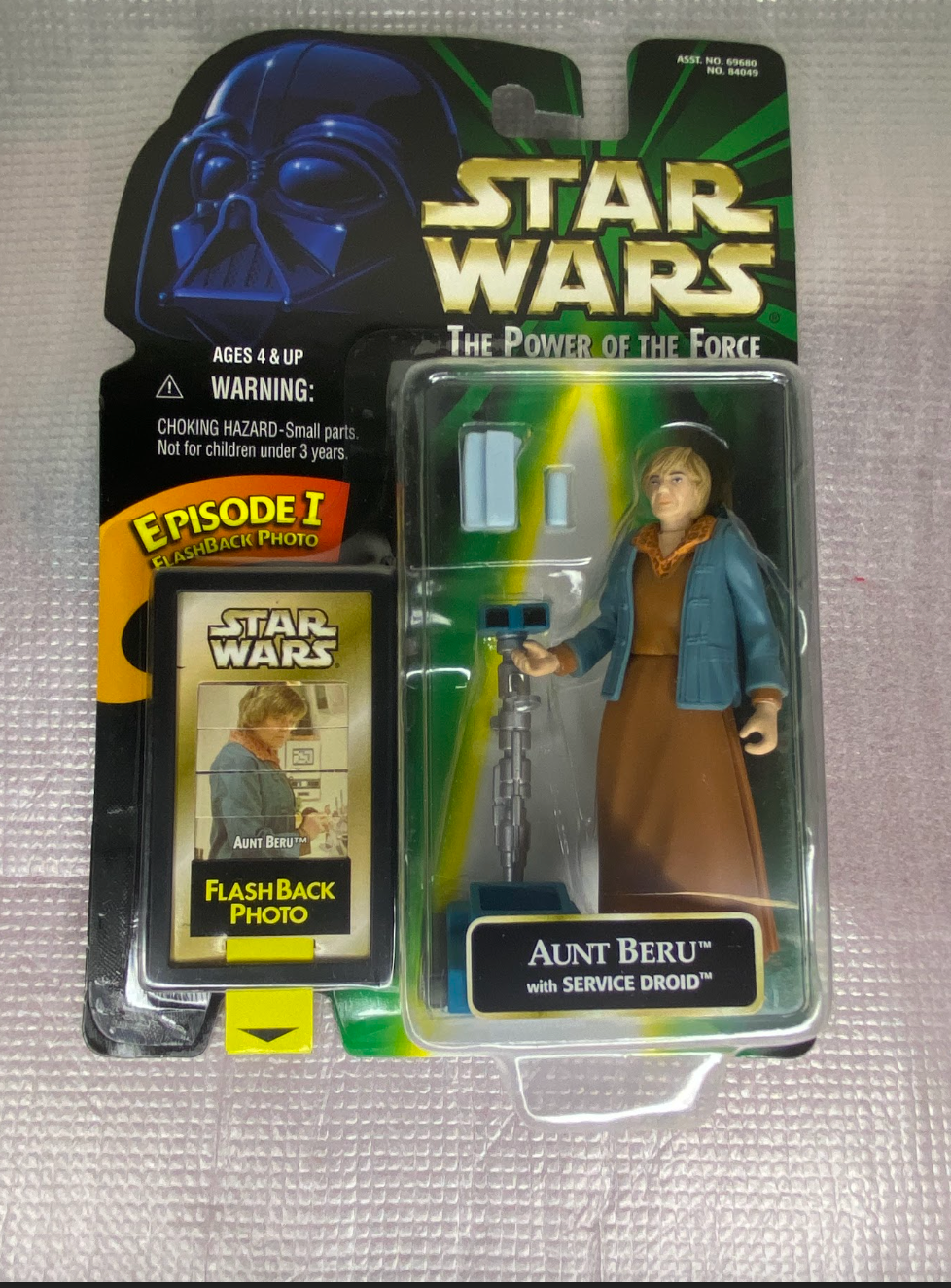 Star Wars: The Power of the Force - Aunt Beru with Service Droid + Episode I Flashback Photo