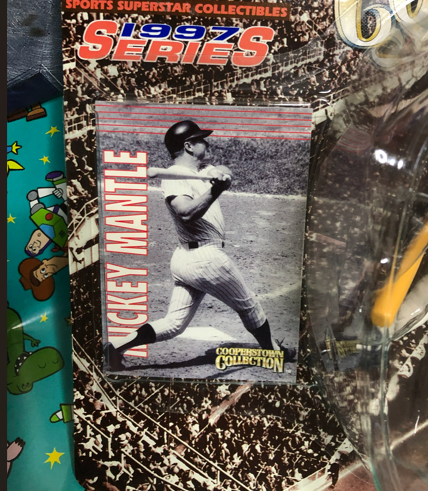 Starting Lineup Cooperstown Collection 1997 Series: Mickey Mantle NEW YORK YANKEES
