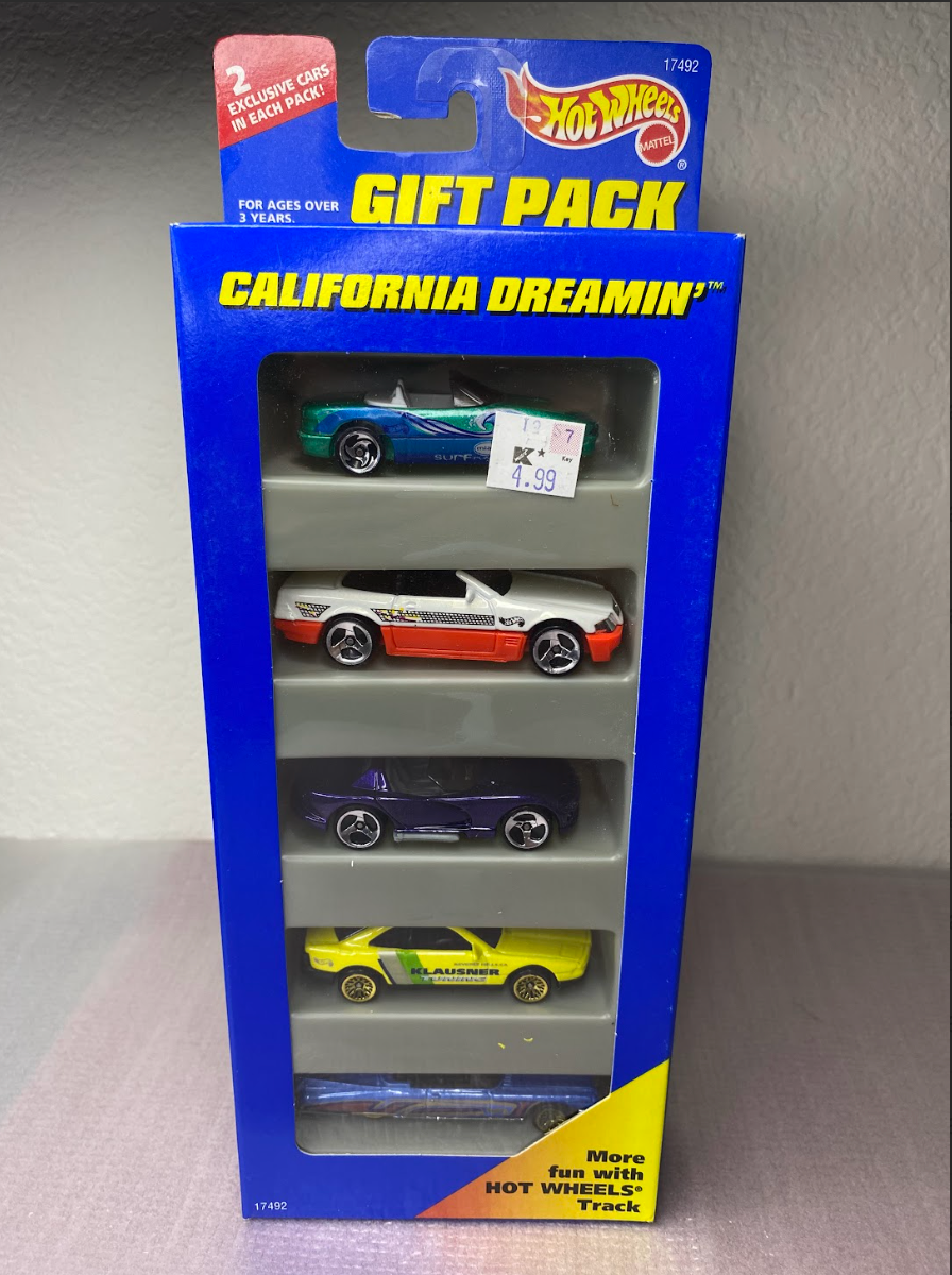 Hot Wheels California Dreamin’ 5-Car Gift Pack – Collector Set (Sealed)